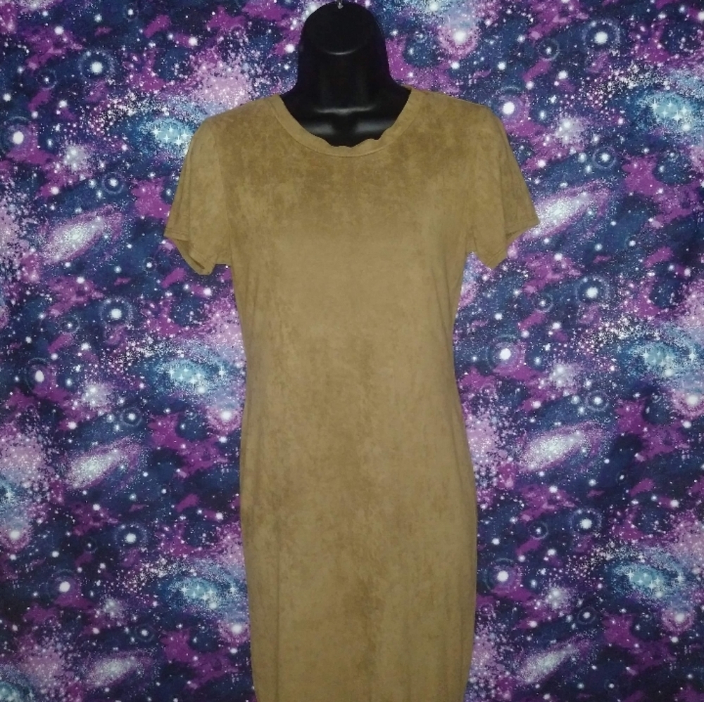 Vibe Sportswear Tan/Caramel Maxi Dress